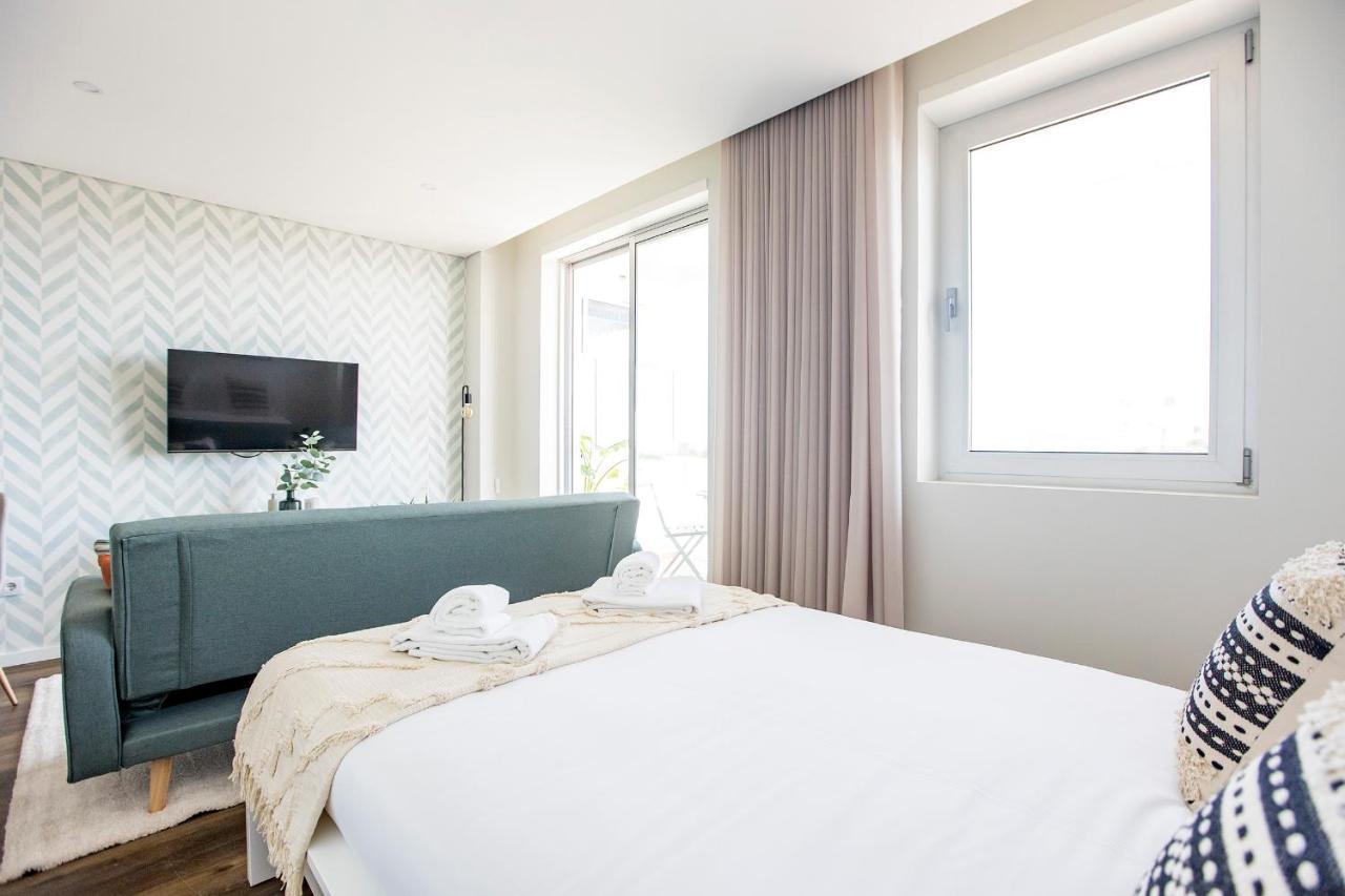 Elegant Studio W/ Ac & Balcony By Lovelystay Porto Exteriér fotografie